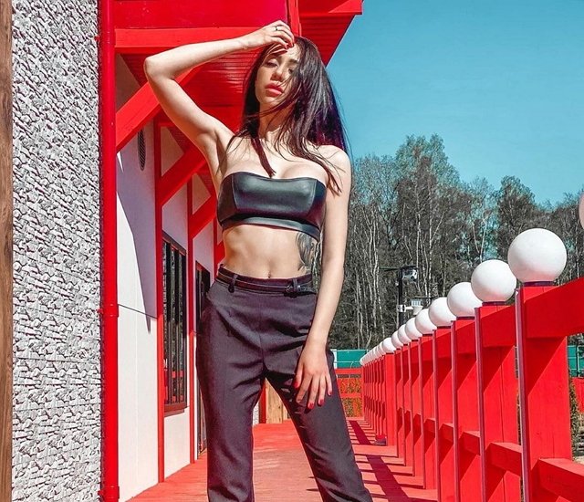 Алёна Савкина: Хочет любить и быть любимой!