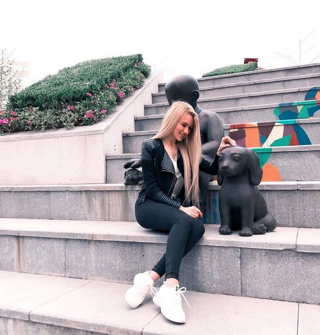 Анастасия Иванова: Сделаем мир чуточку светлее