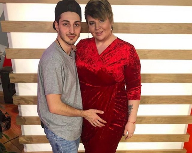 Саша Черно высмеяла слухи о ее ненастоящей беременности