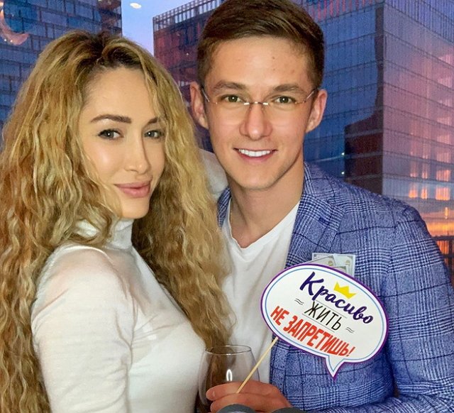 Алёна Ашмарина рассекретила своего нового парня