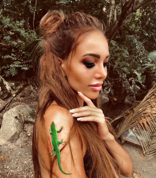 Юлия Белая не понимает, почему ее поклонник перехотел с ней общаться