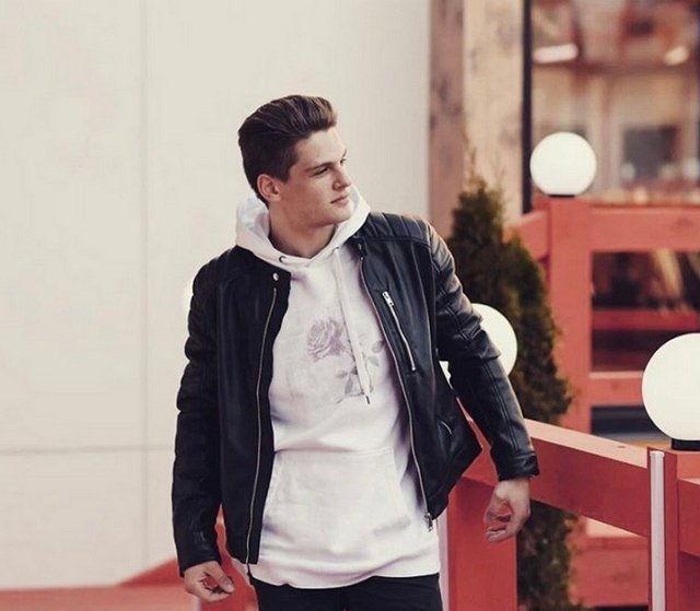 Максим Моргенштерн: Между нами лёгкость и мне это нравится