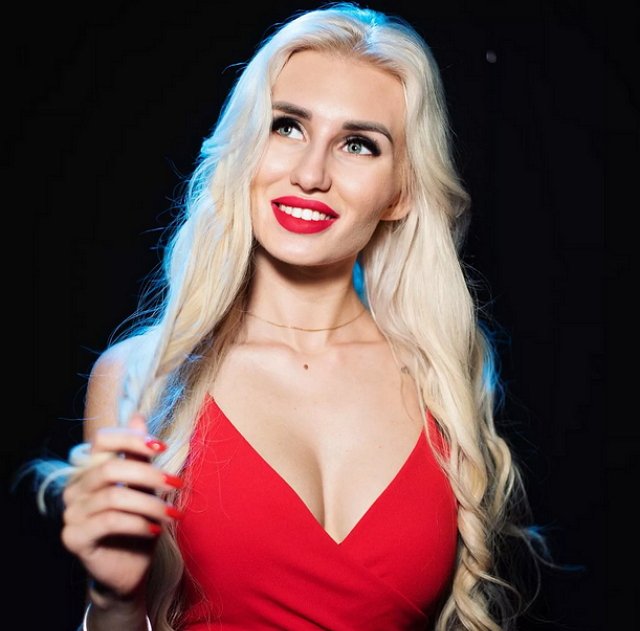 Розу Райсон затравили за низкие вокальные данные