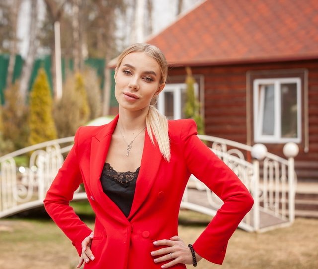 Анастасия Паршина: Я не запрещаю ему играть