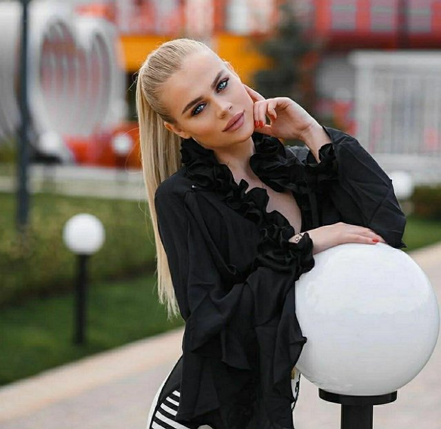 Марина Страхова: Я хочу мира и любви