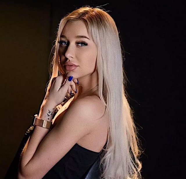 Анита Кобелева надеется наладить отношения с Настей Стецевят