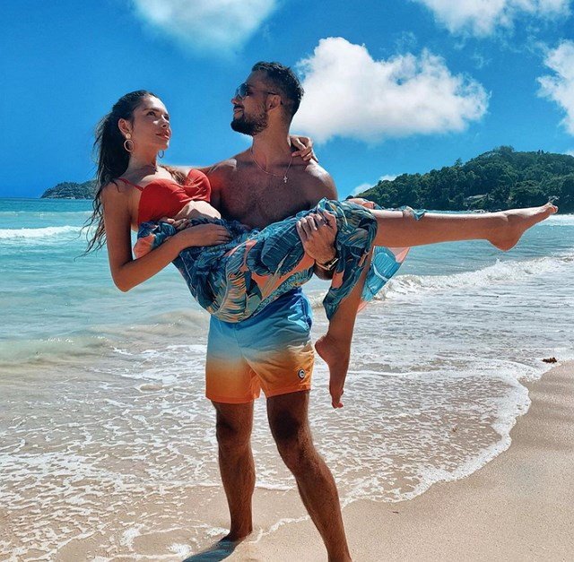 Алеся Семеренко: Страхова Захарьяшу не нужна