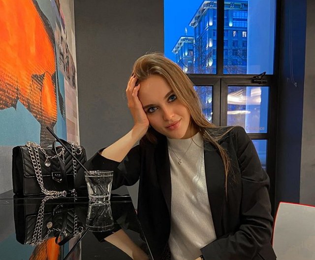 Ирина Науми решила сбежать с телестройки?