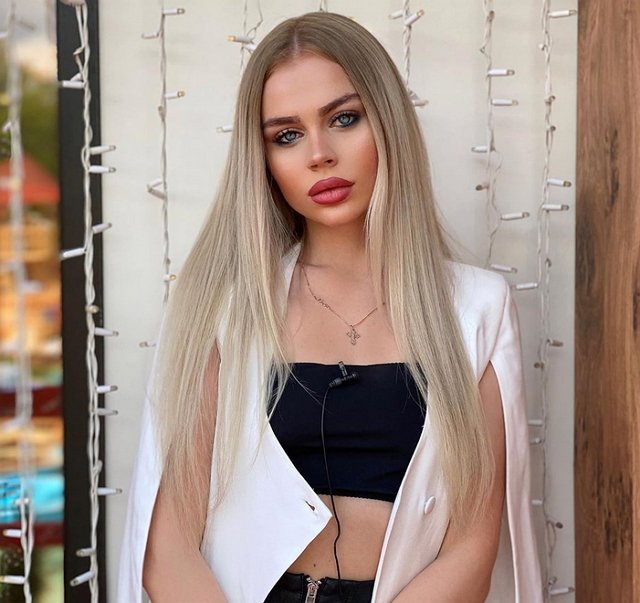 Захарьяш: Марине нужно выбрать, кто ей важнее