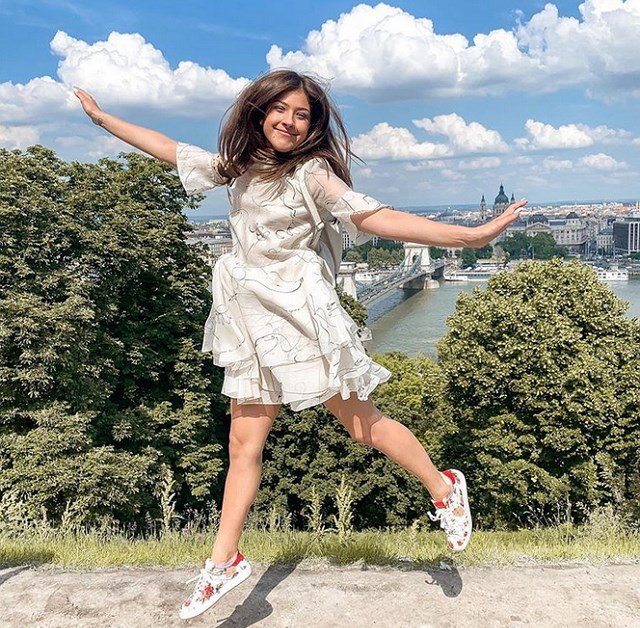 Новая участница проекта Адель Арнес