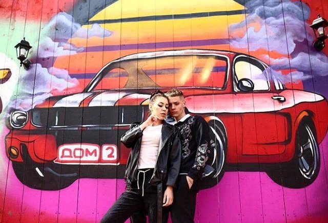 Колесников и Савкина устроили драку на тете