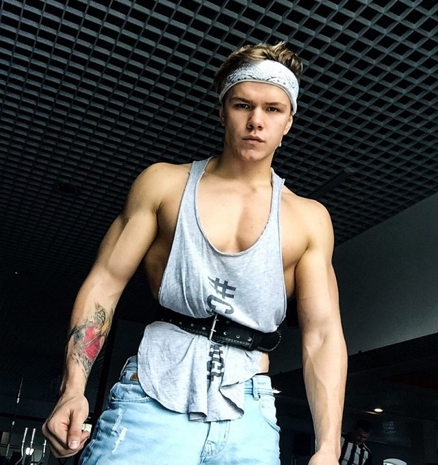 Кудряшов устроил пьяный дебош в центре Москвы и попал в полицию