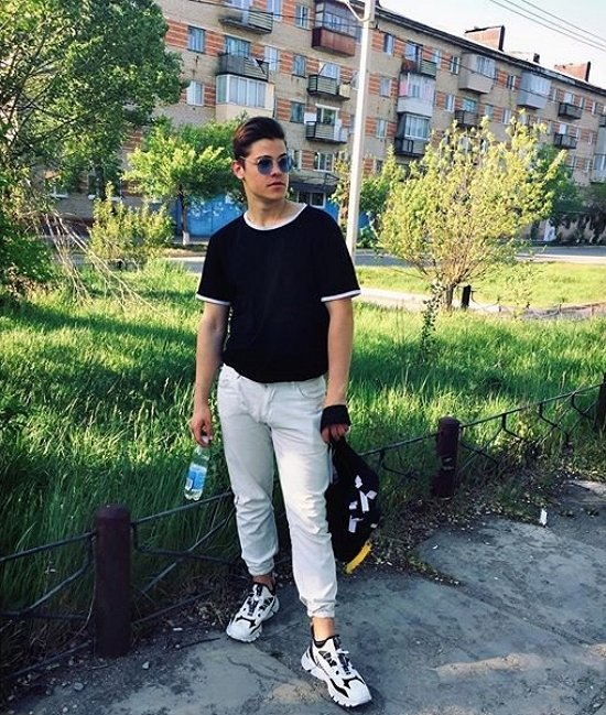 Новенький участник проекта Антон Половной