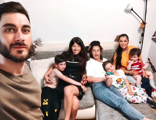 Фотоподборка детей участников (19.06.2020)