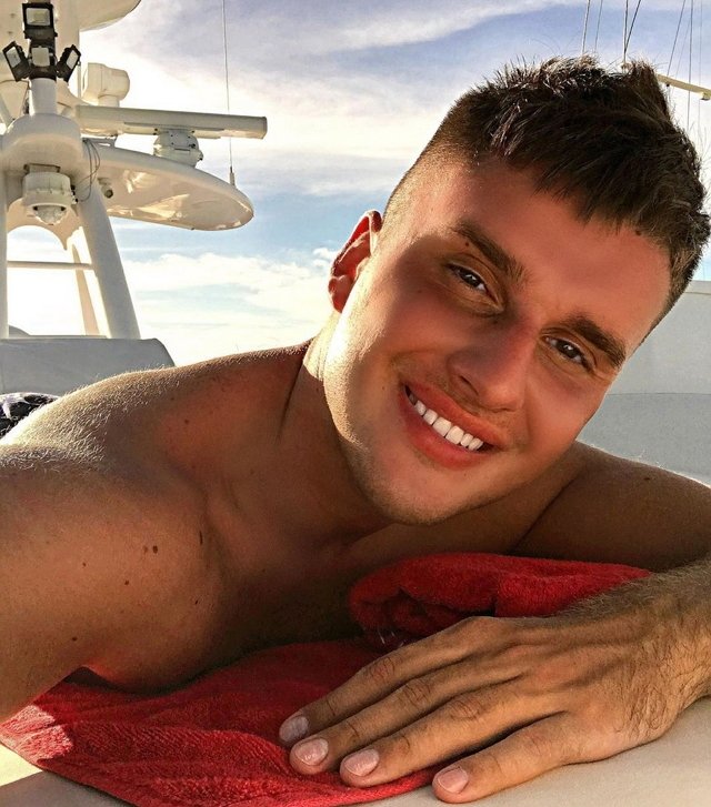 Никита Барышев: Общество заставляет нас обзавестись парой