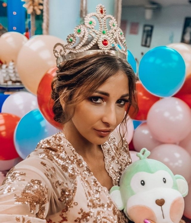 У Яны Захаровой появились мысли об уходе с Дома-2