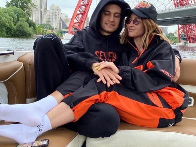 Ольга Бузова ждет ребенка?