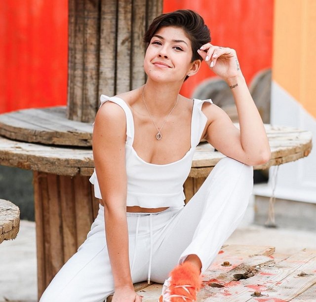 Адель Арнес: Многие проблемы стимулируются и ускоряются