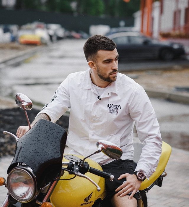 Игорь Григорьев: В ближайшее время свадьбы не будет