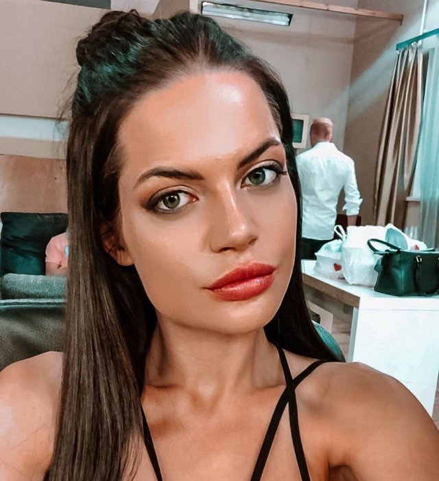 Селена Майер: Помогите разобраться!