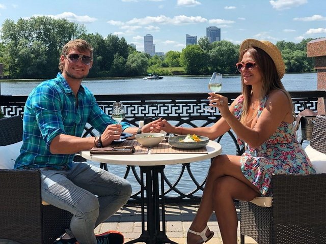 Блог редакции: У жены Задойнова есть квартира в Сочи