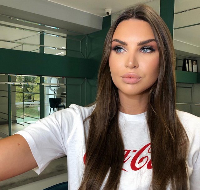 Элла Суханова: Мои роды должны были состояться 5 дней назад!