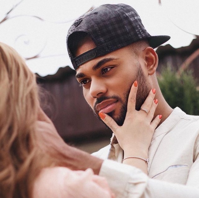 Мондезир Свет-Амур: Юля - моя женщина!