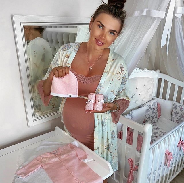 Элла Суханова: У меня лучшая доченька! Элла Суханова: У меня лучшая доченька!