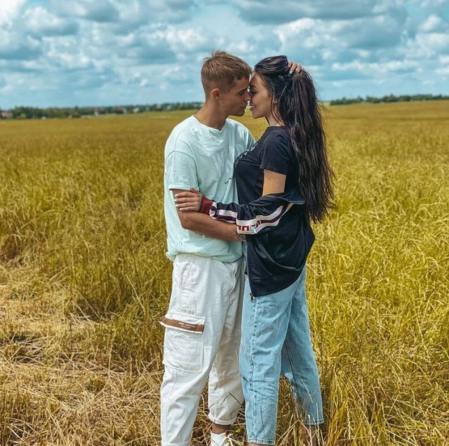 Максим Колесников: Планируют купить квартиру в Москве