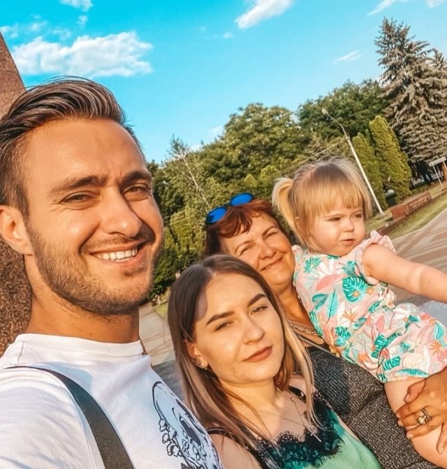 Безус тронут подарком Милены Безбородовой его маленькой дочке