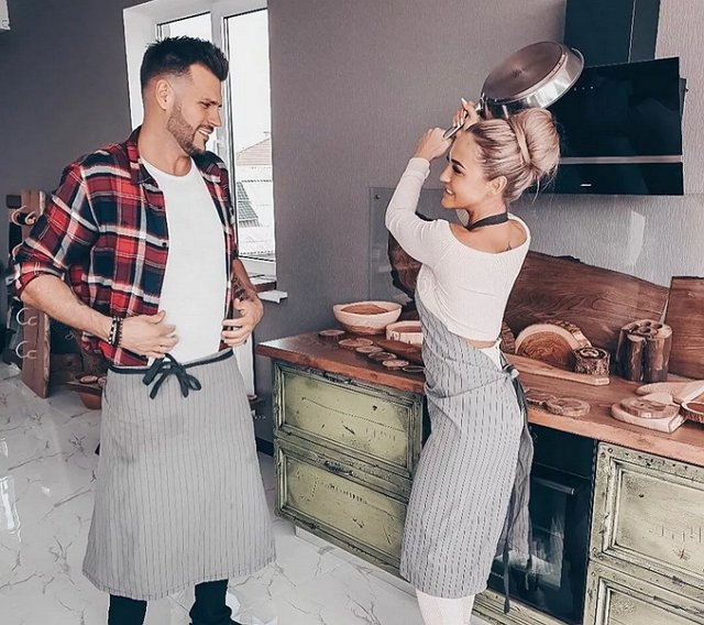 Руслан Мацьолек улетел из Китая, чтобы вернуться к Вике Цатурян