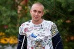 Слава Иванченко просит участников больше не бить его по голове