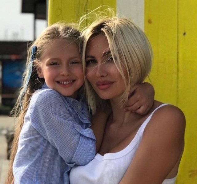 Элина Карякина: Все встречи происходили по моей инициативе