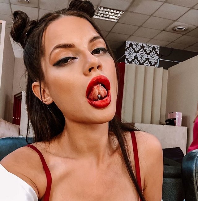 Селена Майер созналась во влечении к Евгению Ромашову