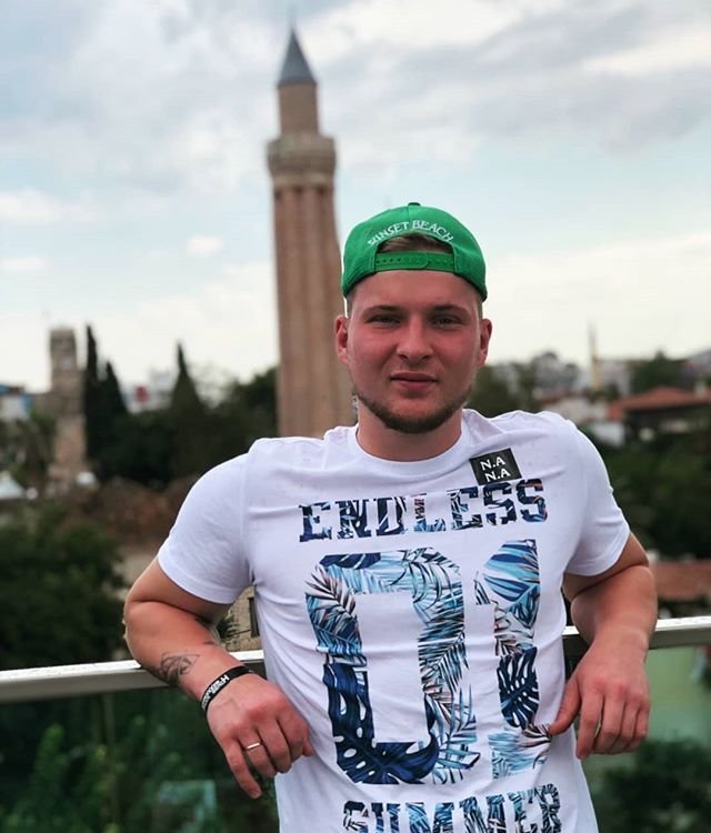 Новенький участник проекта Павел Зайков Новенький участник проекта Павел Зайков