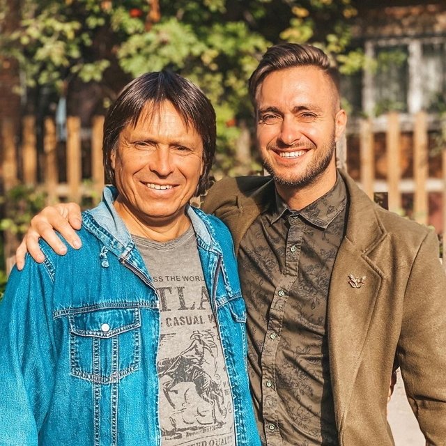 Алексей Безус: Он хочет видеть меня счастливым и радостным!