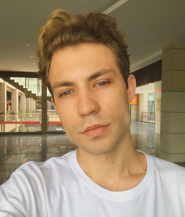 Новенький участник проекта Павел Бебов Новенький участник проекта Павел Бебов