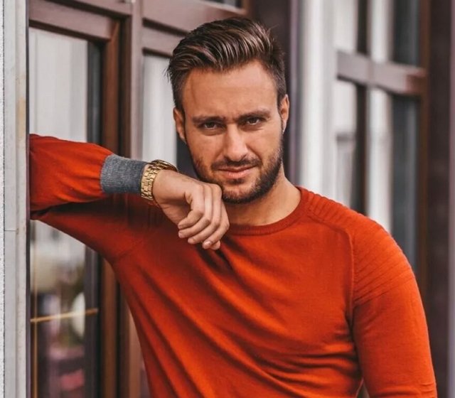 Алексей Безус: Жалею, что рядом с дочкой нет моего плеча Алексей Безус: Жалею, что рядом с дочкой нет моего плеча