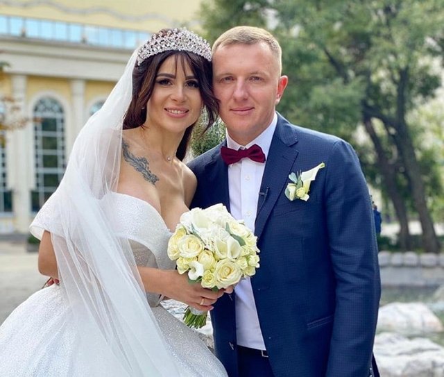 Илья Яббаров агитирует за свою супругу Настю Голд Илья Яббаров агитирует за свою супругу Настю Голд