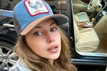 Александра Артёмова: Поняла, что хочу куда-нибудь уехать
