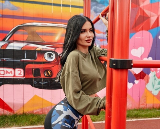 Евгений Ромашов: Иванна сильно похожа на Юлю