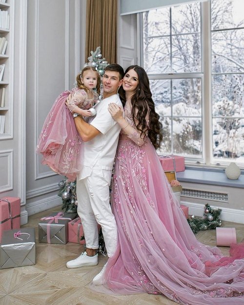 Ольга Рапунцель: Чем вы лучше нас?!