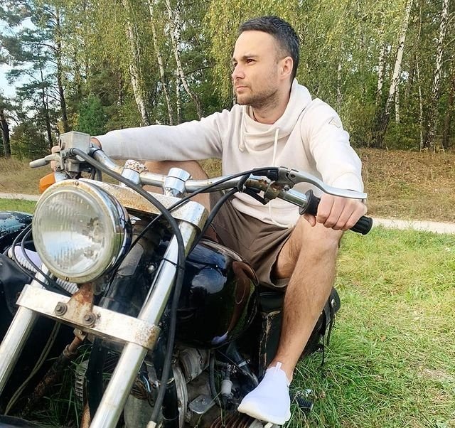 Новенький участник проекта Тарас Карпенко Новенький участник проекта Тарас Карпенко