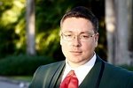 Андрей Чуев: Друзья! Всех с Новым годом!
