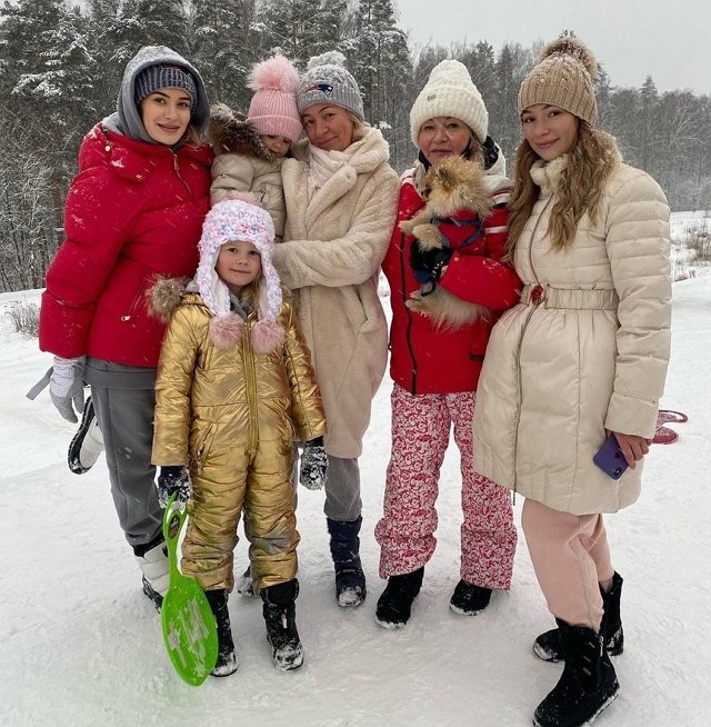 Фотоподборка детей участников (10.01.2021)