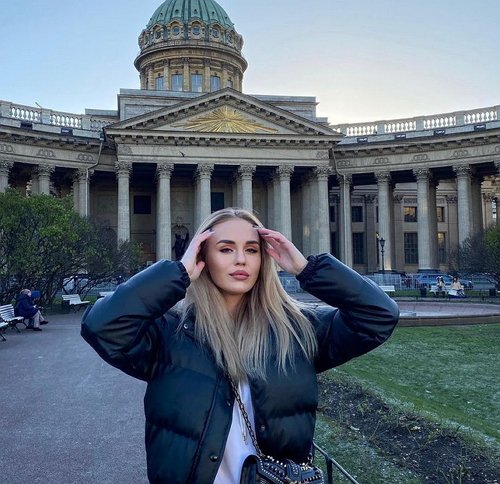 Милена Безбородова: Он на мне хайпует!