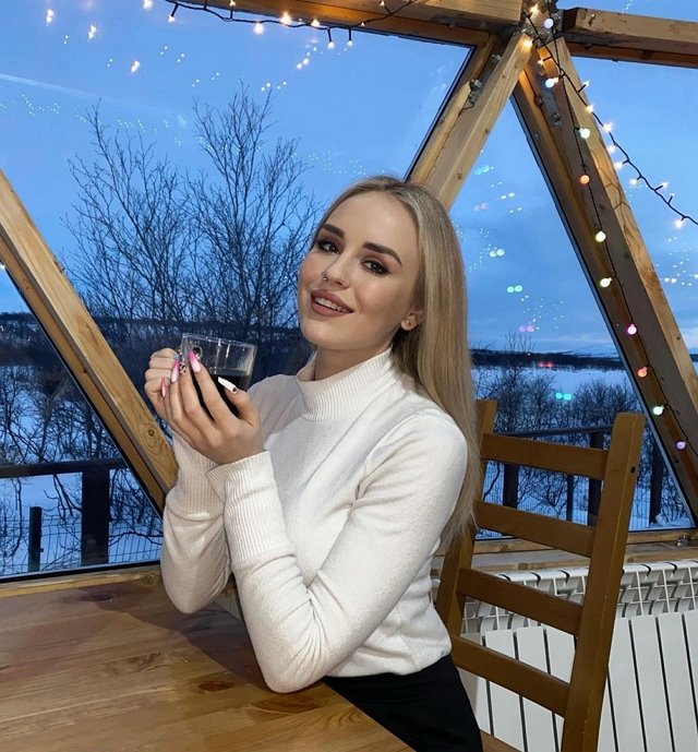 Милена Безбородова: Я живу здесь и сейчас Милена Безбородова: Я живу здесь и сейчас