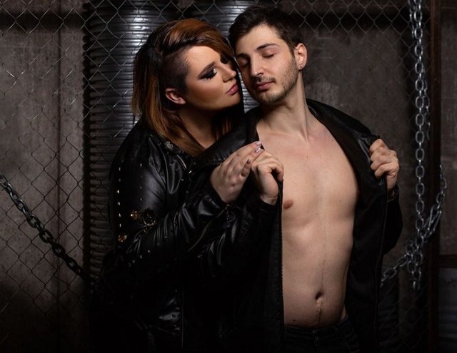 Александра Черно: Я была израненной лысой быдлячкой Александра Черно: Я была израненной лысой быдлячкой