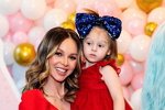 Анастасия Лисова поздравила дочь с днём рождения