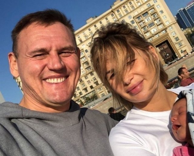Ангелина Монах: Любовь бывает разная Ангелина Монах: Любовь бывает разная